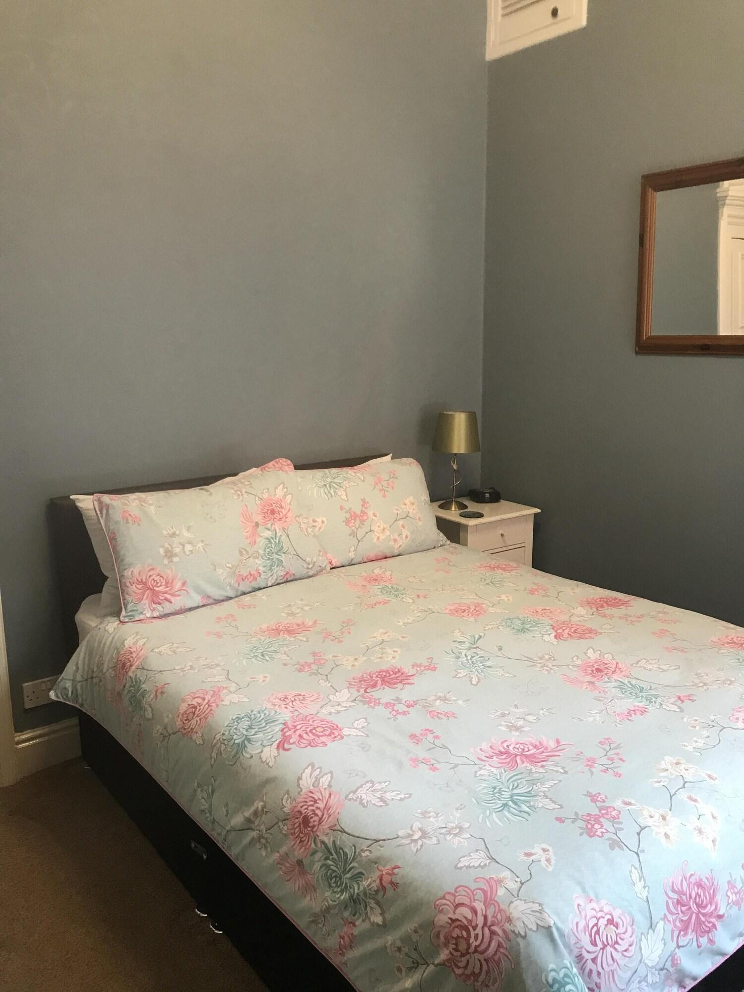 Glenora Guest House Whitby Bagian luar foto