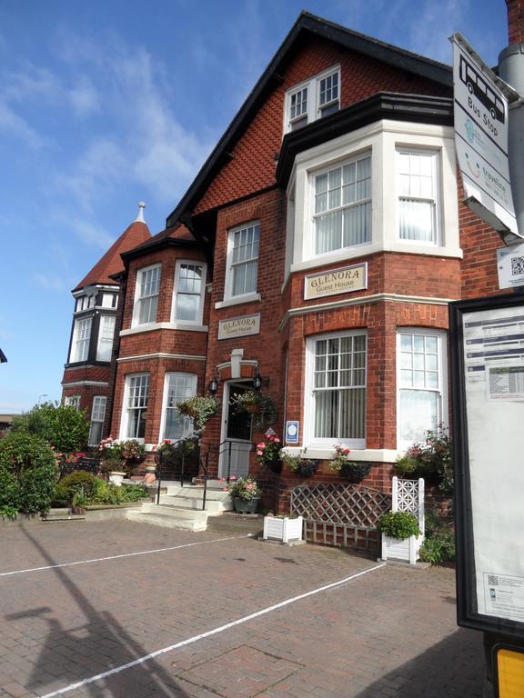 Glenora Guest House Whitby Bagian luar foto