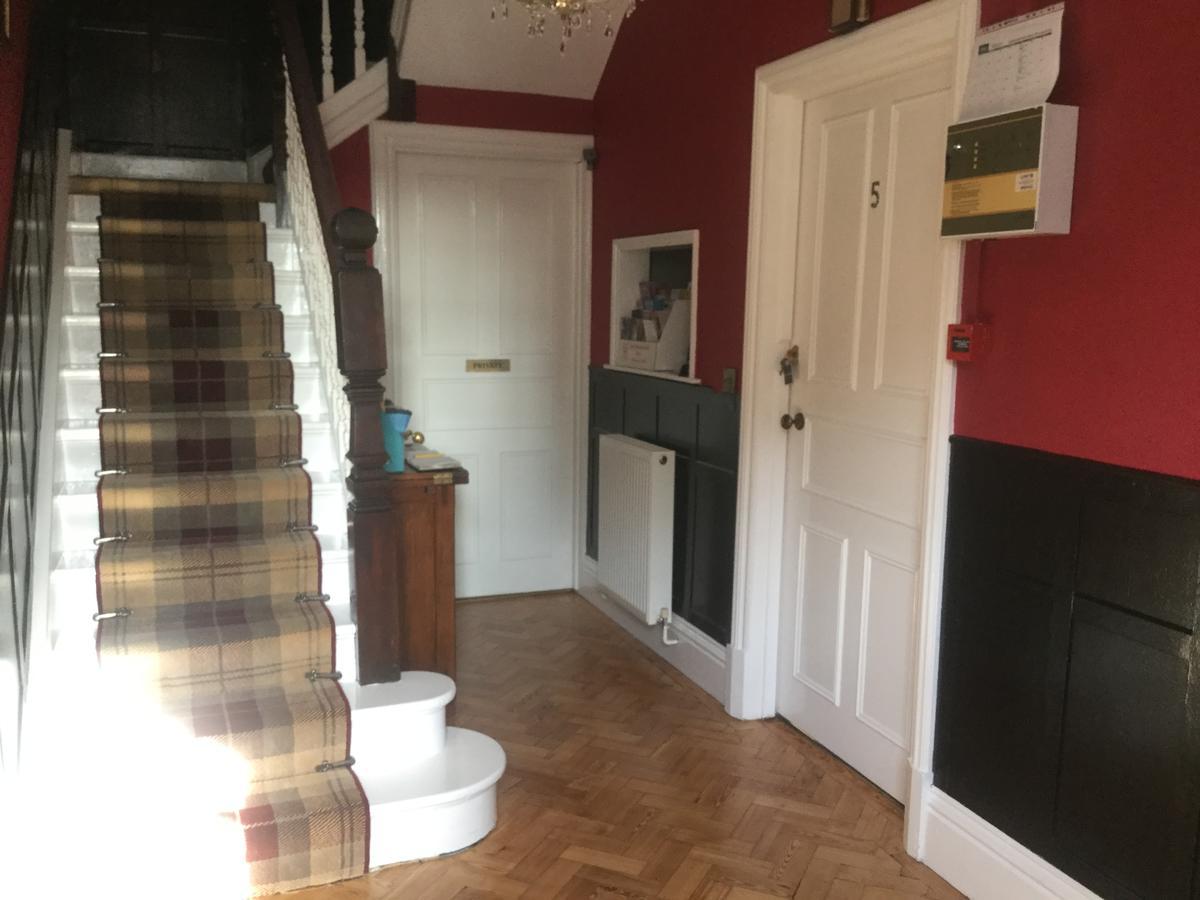 Glenora Guest House Whitby Bagian luar foto